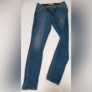 Levi’s 711 Skinny Jeans